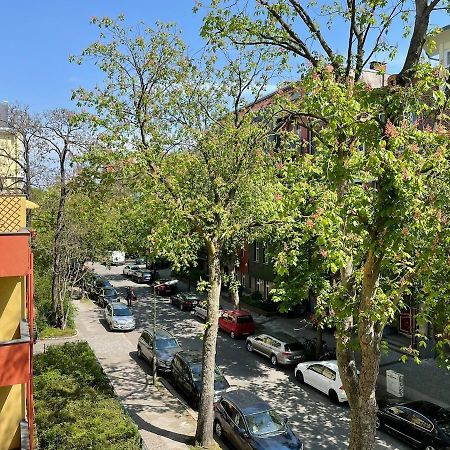 Modern And Cozy Apartment In Good Location Berlim Exterior foto